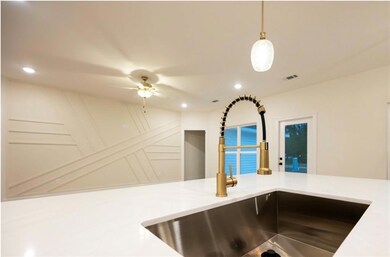 4122 Dauphine St, Slidell, LA 70458 - photo 5