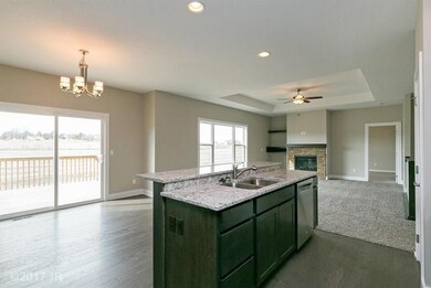 7830 NW 96th St, Johnston, IA 50131 - photo 4