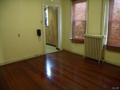 1917 W Allen St unit 1, Allentown, PA 18104 - photo 4