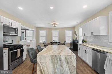 324 W Graisbury Ave, Audubon, NJ 08106 - photo 6