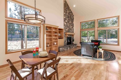 57730 Filbert Ln unit 26, Sunriver, OR 97707 - photo 4