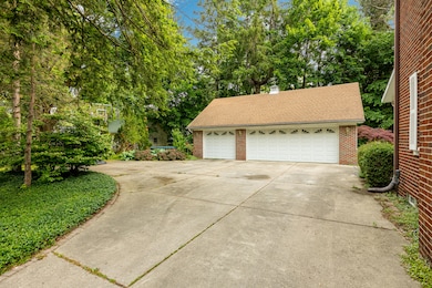 1208 Whittier Rd (9 of 63)
