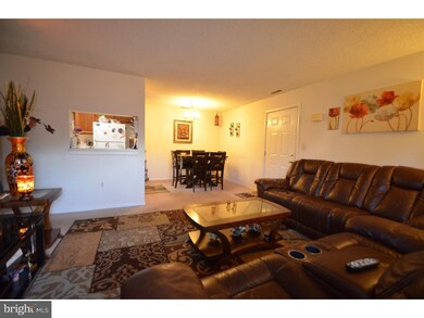 305 Ravens Crest Dr, Plainsboro, NJ 08536 - photo 3