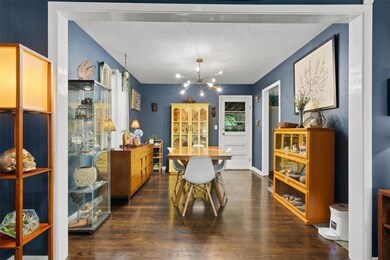 5241 Lucille Ln, Shawnee, KS 66203 - photo 5