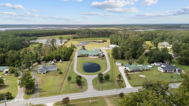 811 U S 70, Davis, NC 28524 - photo 4