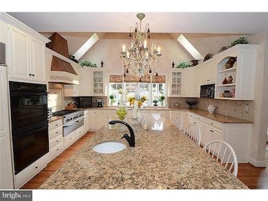 23 Harrison Dr, Newtown Square, PA 19073 - photo 5