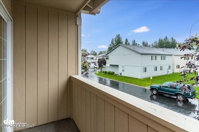 26-Balcony_ELI04888-Edit