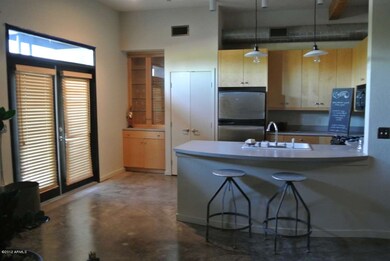 kitchen breakfast bar