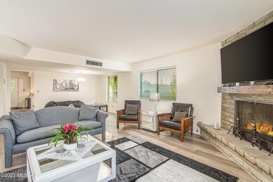 2418 N Shade Tree Cir - Images-12
