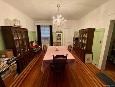 33-21 82nd St unit 1, Jackson Heights, NY 11372 - photo 3