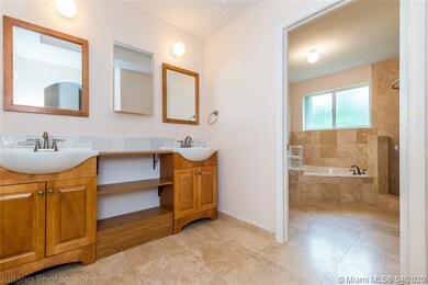 11461 NW 51st Terrace, Doral, FL 33178 - photo 6
