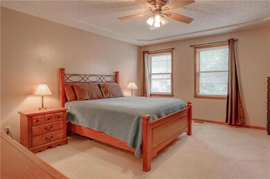 10907 W 50th St, Shawnee, KS 66203 - photo 7