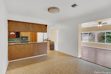 Kitchen & Breakfast Room/Dining