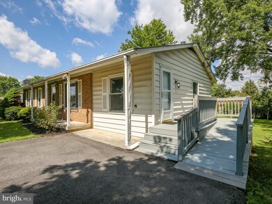 139 Meadowbrook Dr, Stephens City, VA 22655 - photo 6