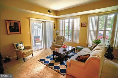 1004 Crestview Ln unit 1004, Stewartstown, PA 17363 - photo 4