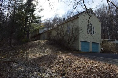 389 Read Farm Ln, Dorset, VT 05253 - photo 3