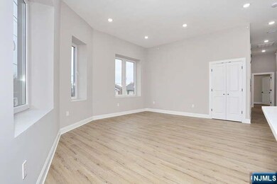 385 Passaic Ave unit 7, Lodi, NJ 07644 - photo 6