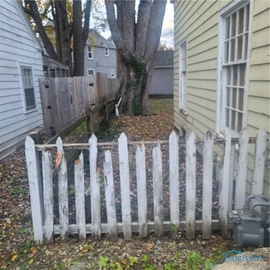 2232 Marlow Rd, Toledo, OH 43613 - photo 4