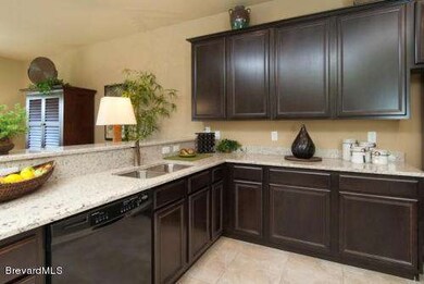 630 Bismark Kitchen 2