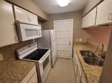 6077 Milton St unit 137H, Dallas, TX 75206 - photo 4