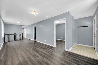 554 Douglas Ave, Calumet City, IL 60409 - photo 3