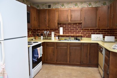 472 Elm St, Montpelier, VT 05602 - photo 5