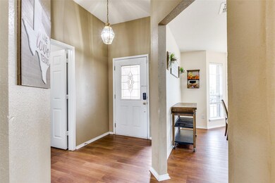 4704 Topaz Ln, Granbury, TX 76049 - photo 3