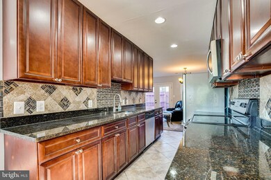 1210 Magnolia Ln, Herndon, VA 20170 - photo 7