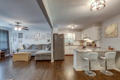 532 Maple St, Pulaski, TN 38478 - photo 6