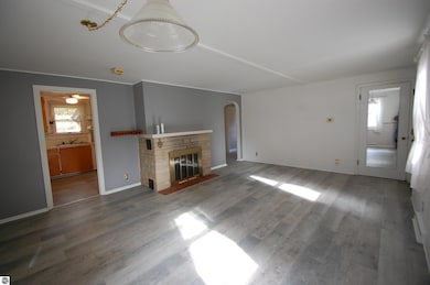 137 Fremont St, West Branch, MI 48661 - photo 6