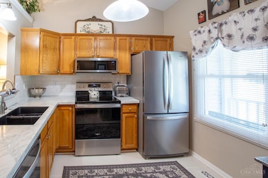 5453 Hanover Cir, Cincinnati, OH 45230 - photo 6