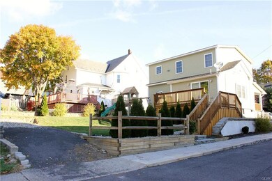 100 N Lobb Ave, Pen Argyl, PA 18072 - photo 4