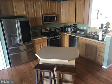 943 Isaac Chaney Ct, Odenton, MD 21113 - photo 3