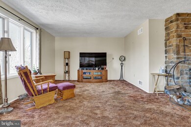 841 Zion Rd, Mohnton, PA 19540 - photo 4