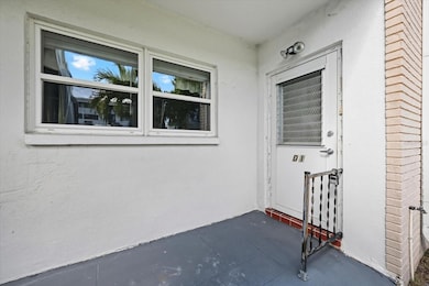 5970 21st St N unit 1, Saint Petersburg, FL 33714 - photo 2