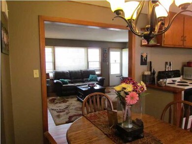 nice sized dining room