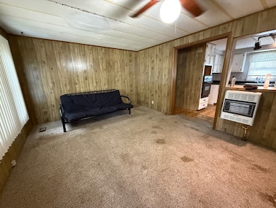 1318 Jackson Ave, Lamont, OK 74643 - photo 5