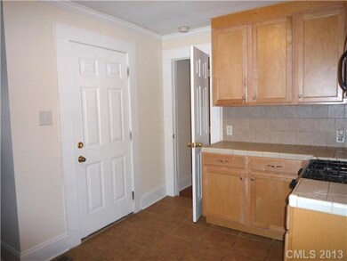 Kitchen - Laundry and utility room off kitchen