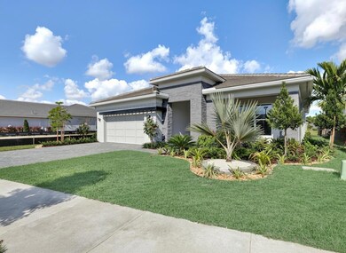 12161 Arbordale Way, Palm Beach Gardens, FL 33412 - photo 2