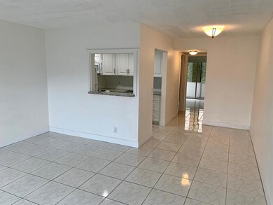 9 Windsor A, West Palm Beach, FL 33417 - photo 5
