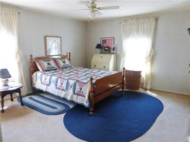 Bedroom. Spacious Bedroom with Large Closet