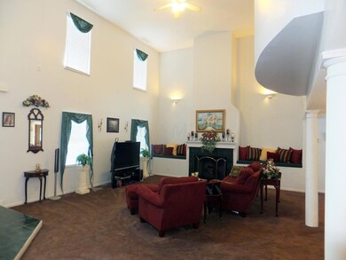 3 Great Room 2747bu