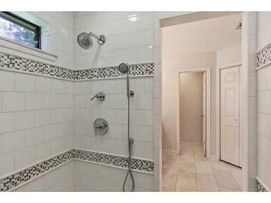 Master Bath/Spa.
