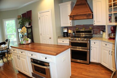 779 Cove View Cir, Cookeville, TN 38506 - photo 5