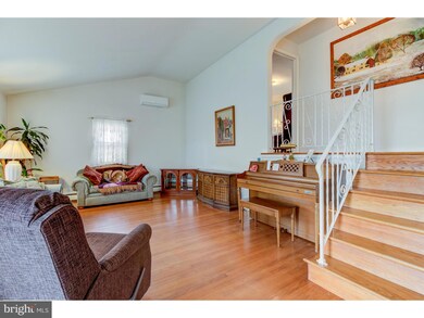 1123 Harper Ave, Woodlyn, PA 19094 - photo 5