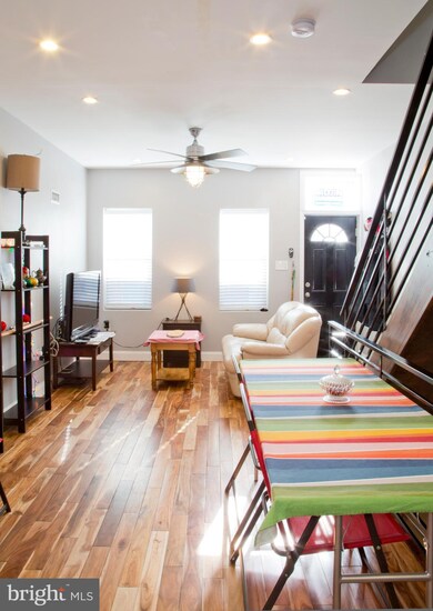 2227 Gerritt St, Philadelphia, PA 19146 - photo 2