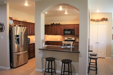 114 Cobblestone Ct, Magnolia, TX 77354 - photo 3