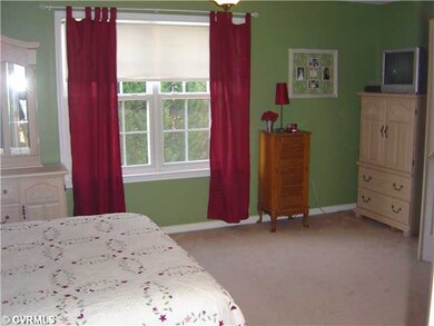 Master Bedroom - Walk in Closet, Private Bath!!