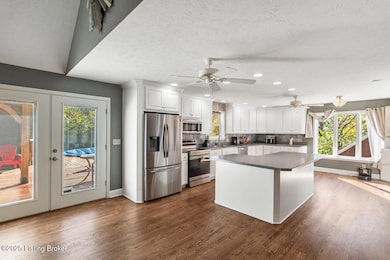 236 Running Creek Dr, Shepherdsville, KY 40165 - photo 7