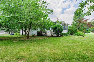 1070 Larkstone Dr 43235_006